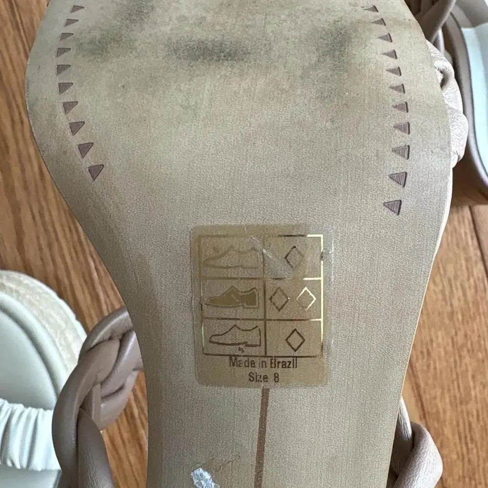 Dolce Vita Women's tan cream Sandals